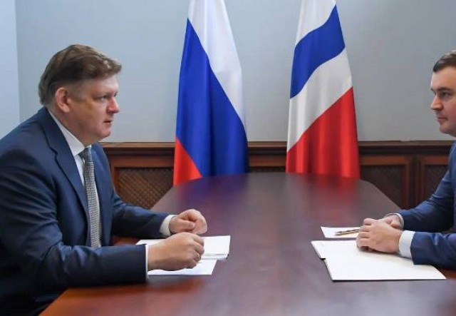Хоценко рассказал полпреду, как в Омске героев СВО возвращают к мирной жизни