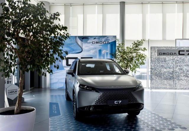 Омичам представили флагманский кроссовер OMODA C7