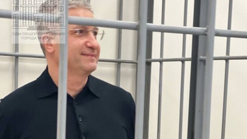 Экс-замминистра Иванову, курировавшему скандальную омскую стройку, вынесли приговор