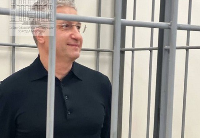 Экс-замминистра Иванову, курировавшему скандальную омскую стройку, вынесли приговор