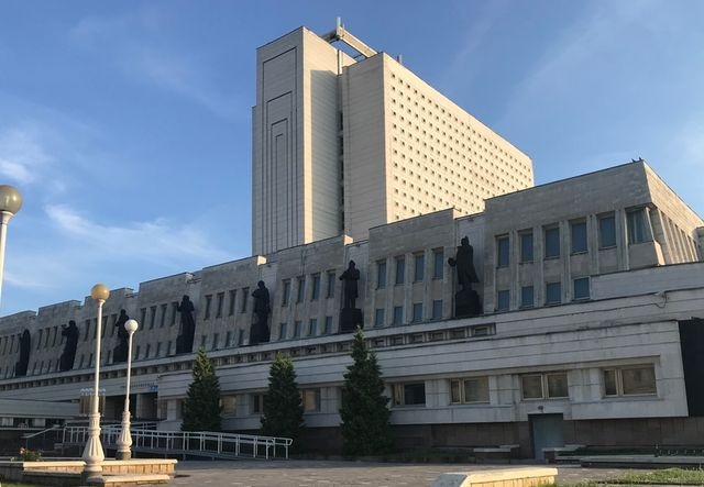 В Омске за 71 млн отремонтируют кровлю библиотеки им. Пушкина