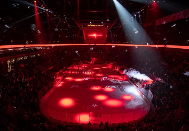 Омского комментатора убрали с трансляции «Авангарда» после скандала