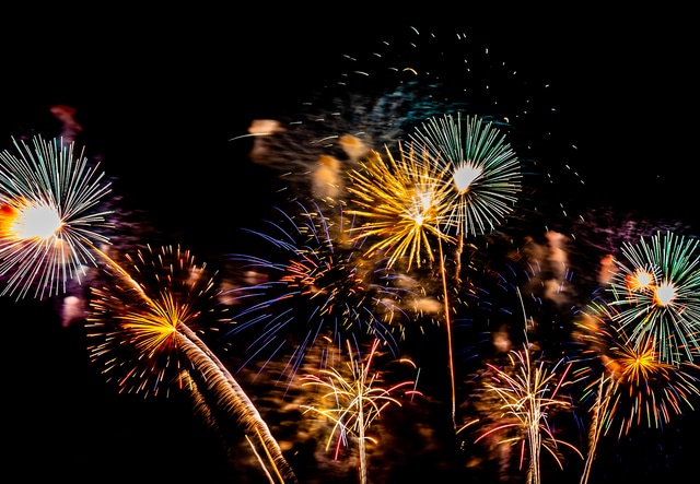 Эксперт объяснил, как обезвредить бракованный салют