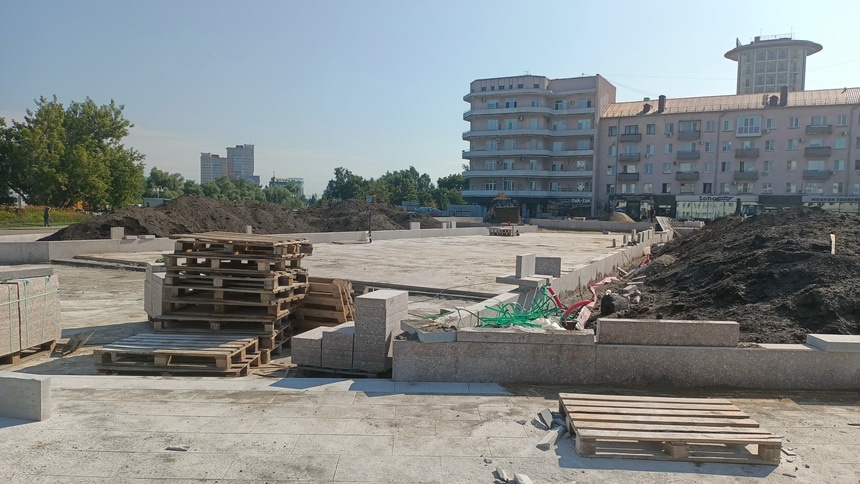 Площадь Бухгольца: Площадь Бухгольца