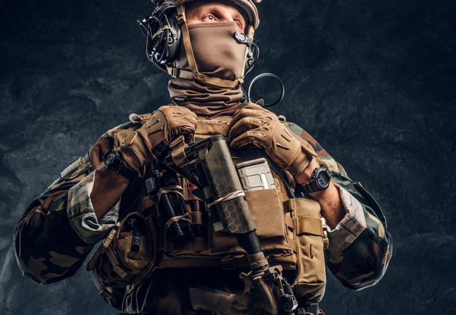 бронежилет: бронежилет