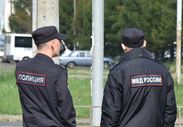 полицейские