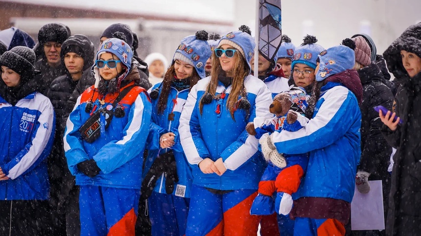 В Омске стартовал сезон акции «Снежный десант РСО» с участием более 600 студентов