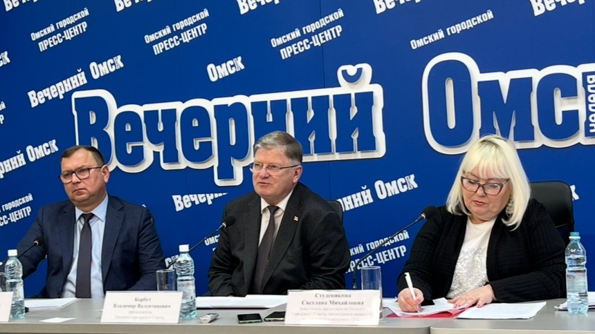 Как в Омске будут финансировать образование, новые дороги, общественный транспорт 