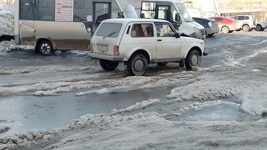 Чиновники объяснили, почему Омск утопает в грязи