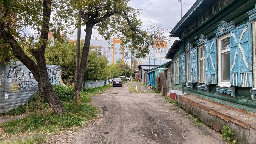 «Мы хоть завтра уйдем»: омичи из частного сектора готовы снести дома ради многоэтажки