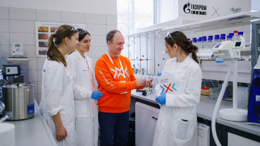 Через три дня в Омске закончится прием заявок на интеллектуальный турнир для старшеклассников от «Газпром нефти»