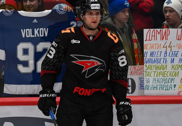 «Авангард» охотится за звездой КХЛ: кто реально усилит атаку омичей
