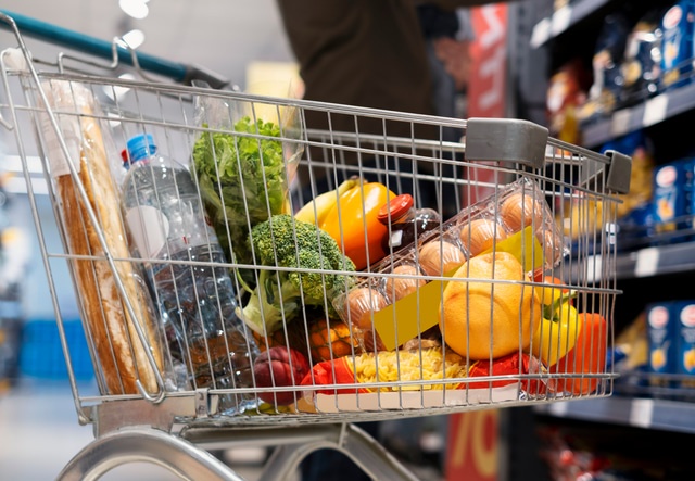 продуктовая корзина: продукты