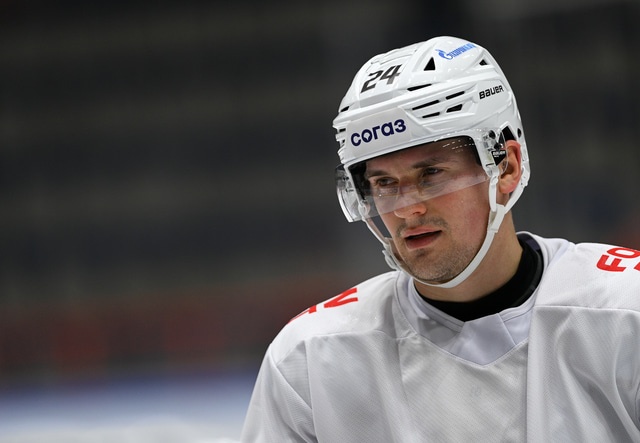 Долгожданная звезда «Авангарда» из НХЛ оказалась угасающей