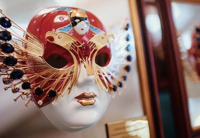 Золотая Маска: Золотая Маска