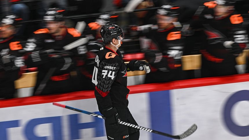 «Прилетело шайбой»: Буше рассказал о состоянии Прохоркина после матча с «Трактором»