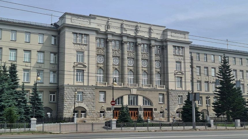 Стали известны подробности эвакуации в ОмГУПСе 