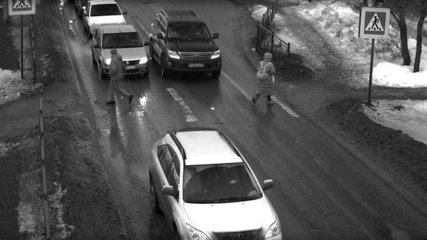 нарушитель на Лексусе