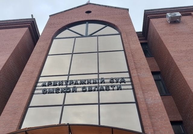 Уволенный подрядчик подал в суд на Омский ТЮЗ