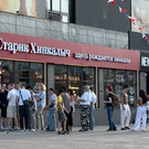 Старик Хинкалыч_очередь на открытии 24.07.26: Старик Хинкалыч