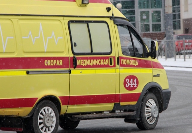 В минздраве рассказали о состоянии омского школьника, попавшего под троллейбус