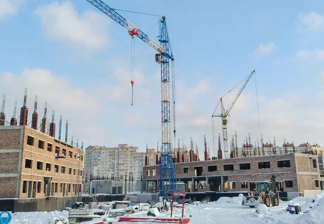 В Омске и области стали строить меньше «коротких» многоэтажек