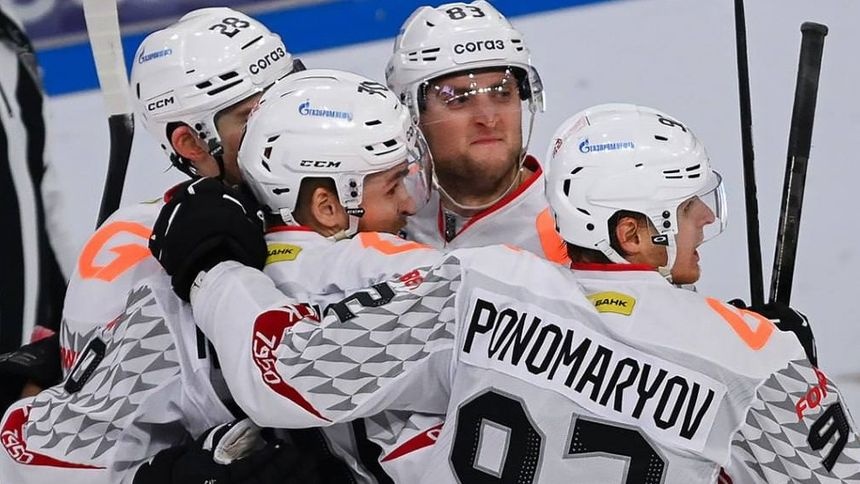 «Авангард» в матче с «Торпедо» пропустил шайбу из-за массовой «галлюцинации»