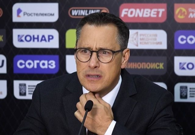 «Я видел только видео»: тренер «Авангарда» прокомментировал новые подписания