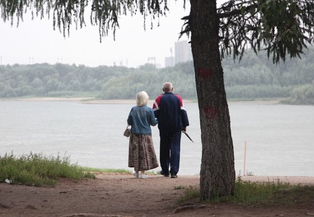 Пенсионеры лето