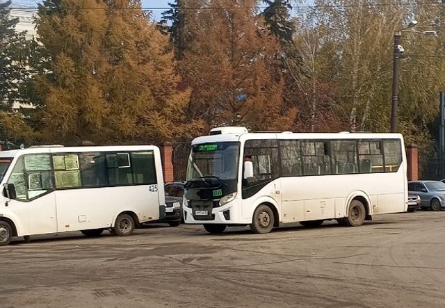 «Пора покупать машину»: омичи в шоке от нового подорожания маршруток
