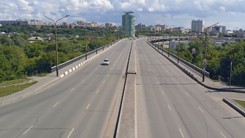 Фрунзенский мост: Фрунзенский мост