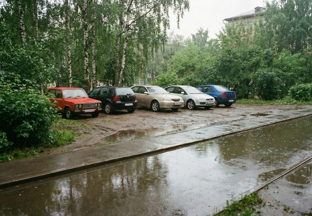 парковка на газоне
