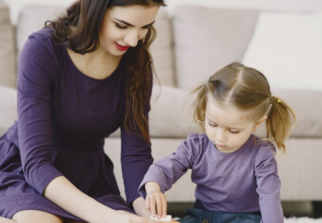 няня с ребенком: Дети