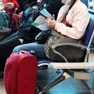 Аэропорт Омска пассажиры в зале ожидания: аэропорт, пассажиры